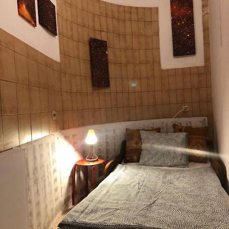 Pokoj 11F Lägenhet Krasków Exteriör bild