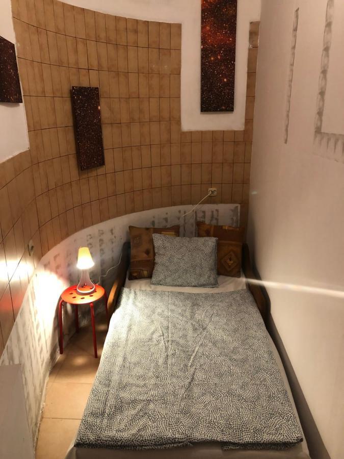 Pokoj 11F Lägenhet Krasków Exteriör bild